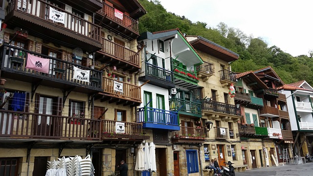 Viaje a los pueblos más bonitos del Iparralde en autocaravana y camper